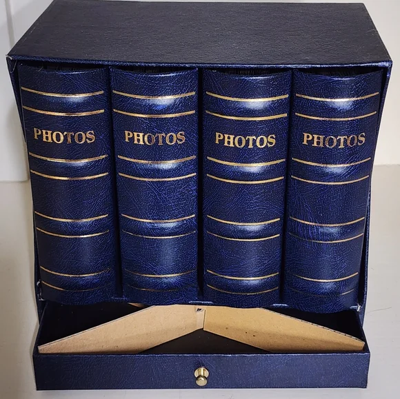A Set Of 4 Photo Books, 4 X 6 Storage & Organization